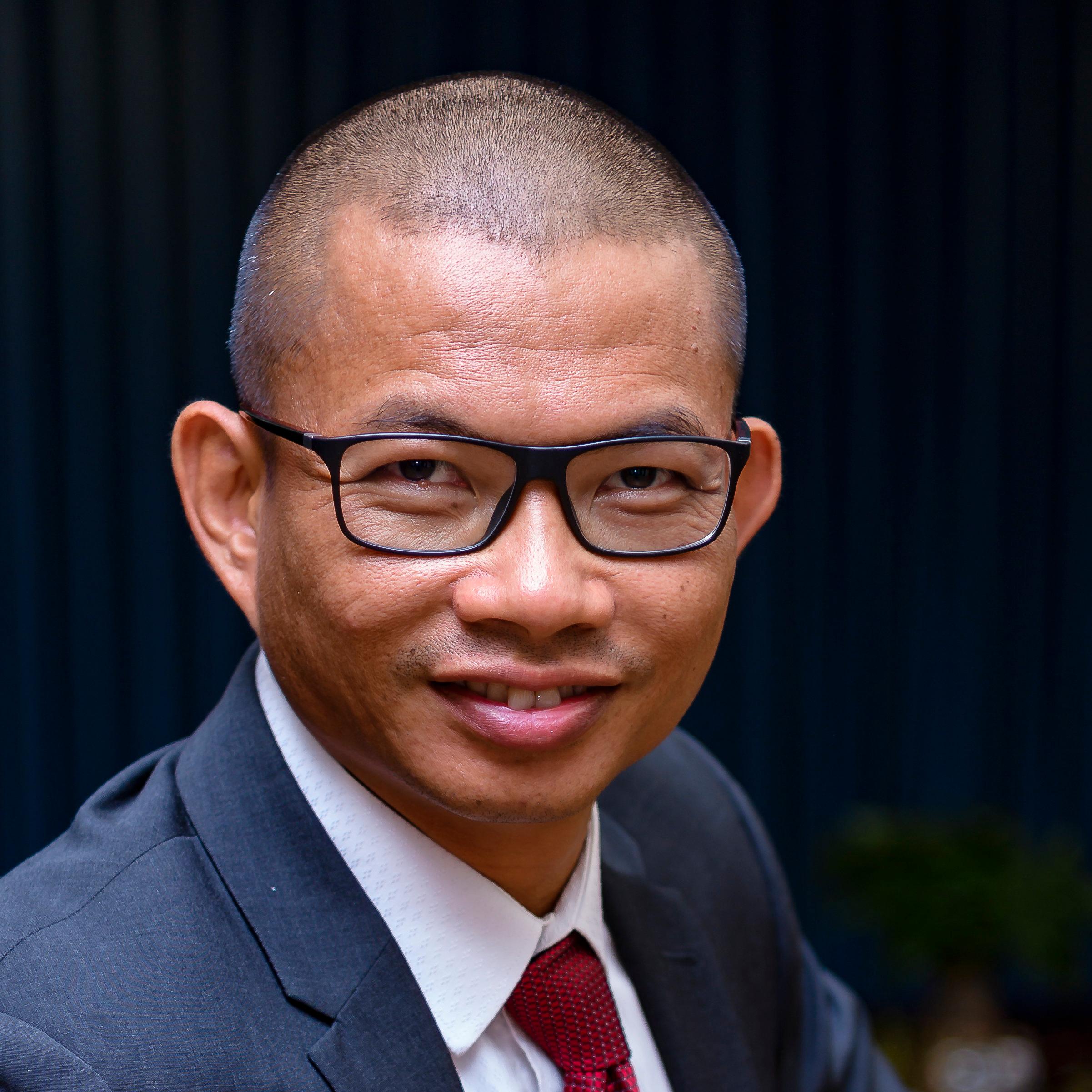 Phát triển Kinh doanh - Phát triển con người - Phạm Thành Long Radio